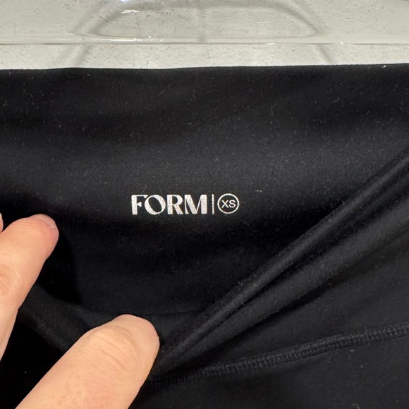 Form Core Leggings - Picture 2 of 6